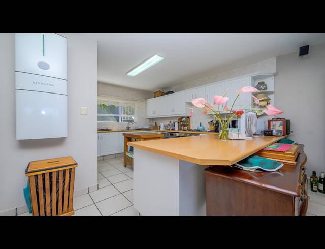 4 BEDROOM APARTMENT FOR SALE IN BALLITO CENTRAL